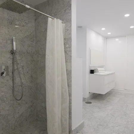 Blue Horizon Canteras