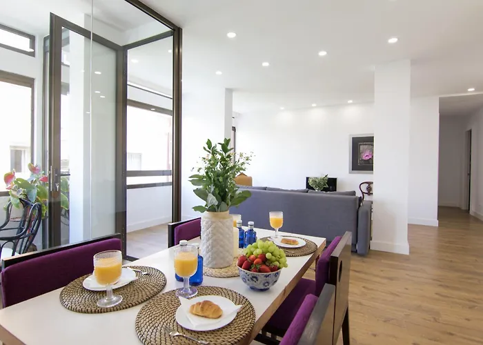 Blue Horizon Canteras